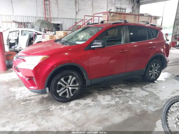 JTMBFREV8GJ057289 2016 TOYOTA RAV 4 - Image 2