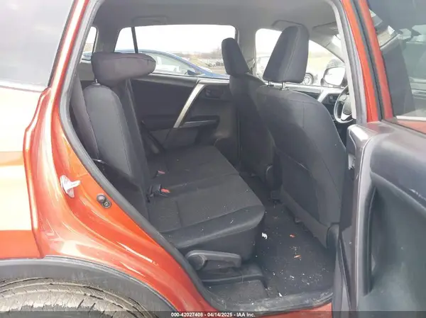 JTMBFREV8GJ085111 2016 TOYOTA RAV 4 - Image 8