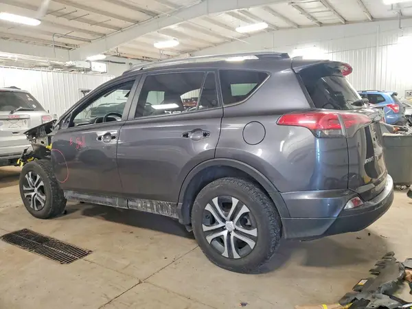 JTMBFREV8HD215517 2017 TOYOTA RAV 4 - Image 2