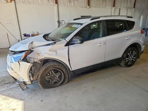 JTMBFREV8HJ104810 2017 TOYOTA RAV 4 - Image 1