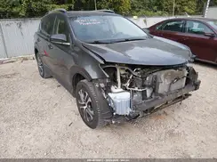 JTMBFREV8HJ147477 2017 TOYOTA RAV 4