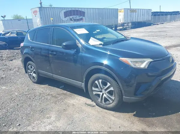 JTMBFREV8HJ168975 2017 TOYOTA RAV 4 - Image 1