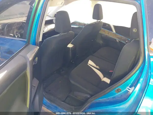 JTMBFREV8JD257319 2018 TOYOTA RAV 4 - Image 8