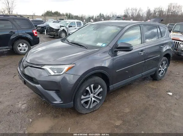 JTMBFREV8JJ184809 2018 TOYOTA RAV 4 - Image 2