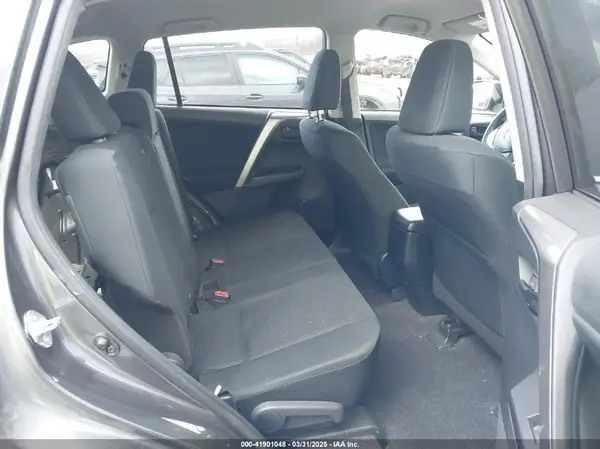JTMBFREV8JJ184809 2018 TOYOTA RAV 4 - Image 8