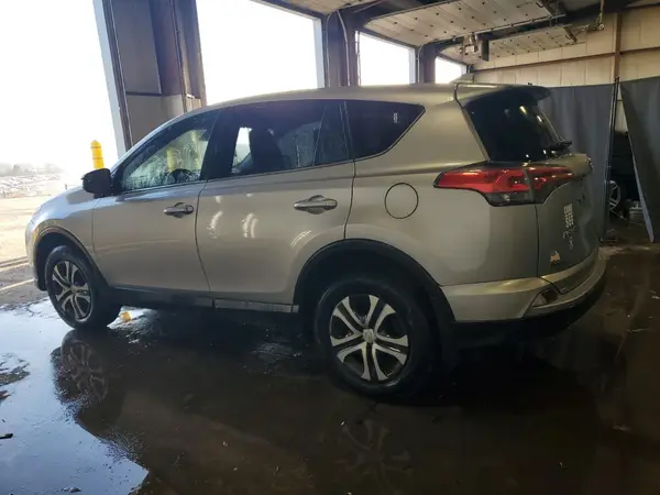 JTMBFREV8JJ212737 2018 TOYOTA RAV 4 - Image 2