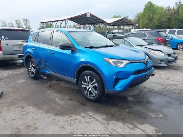 JTMBFREV8JJ220630 2018 TOYOTA RAV 4 - Image 1