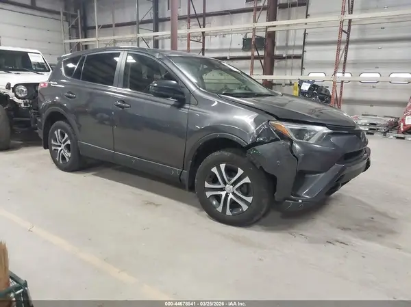 JTMBFREV8JJ240814 2018 TOYOTA RAV 4 - Image 1
