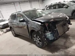 JTMBFREV8JJ243177 2018 TOYOTA RAV 4