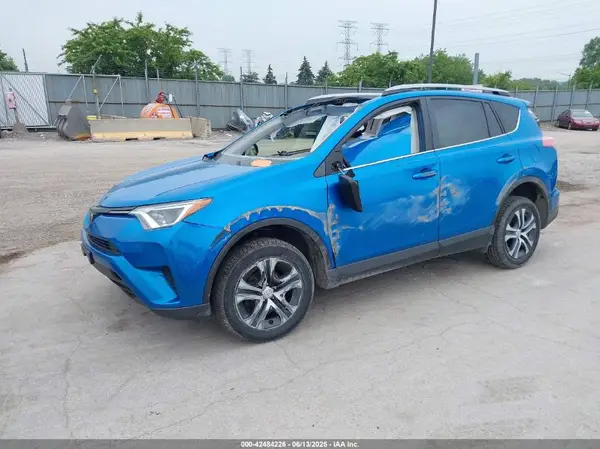JTMBFREV8JJ247004 2018 TOYOTA RAV 4 - Image 2