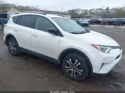 JTMBFREV8JJ743226 2018 TOYOTA RAV 4
