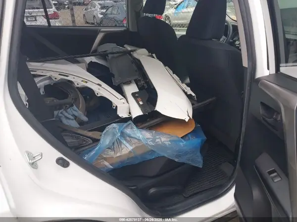 JTMBFREV9GD188097 2016 TOYOTA RAV 4 - Image 8