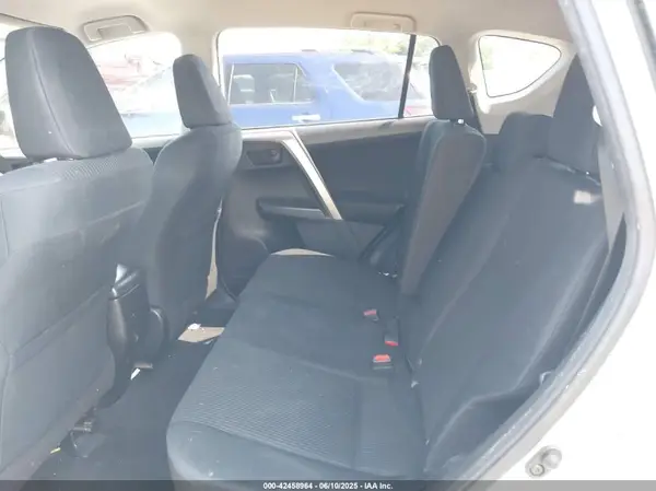 JTMBFREV9GJ085263 2016 TOYOTA RAV 4 - Image 8
