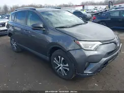 JTMBFREV9GJ087952 2016 TOYOTA RAV 4