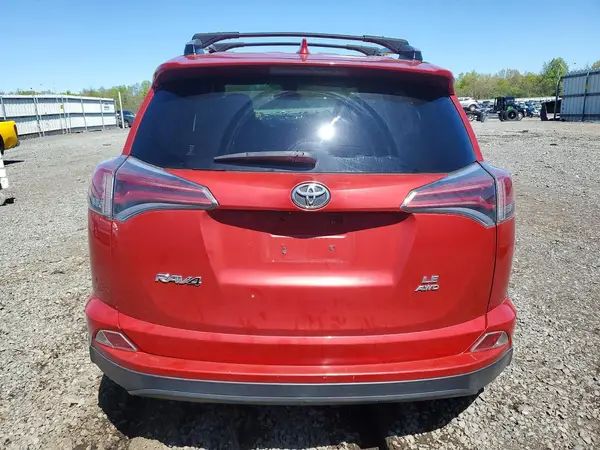 2017 TOYOTA RAV 4 auction photo 6