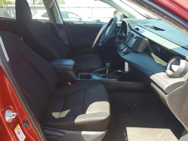 2017 TOYOTA RAV 4 auction photo 7