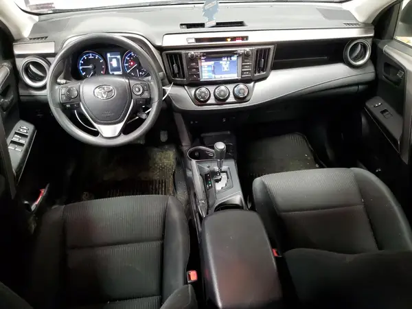 JTMBFREV9HJ120109 2017 TOYOTA RAV 4 - Image 8