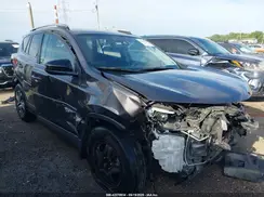 JTMBFREV9HJ128453 2017 TOYOTA RAV 4