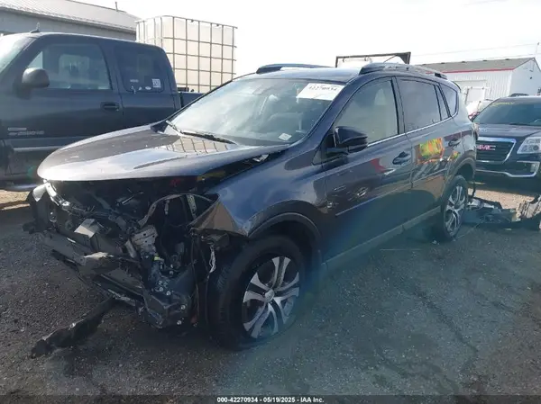 JTMBFREV9HJ128453 2017 TOYOTA RAV 4 - Image 2