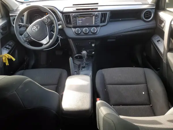 JTMBFREV9HJ161906 2017 TOYOTA RAV 4 - Image 8
