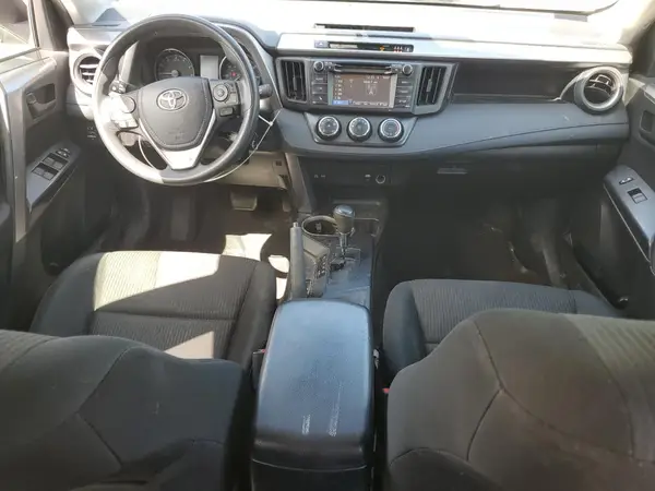 JTMBFREV9HJ701688 2017 TOYOTA RAV 4 - Image 8
