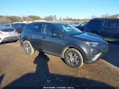 JTMBFREV9HJ713551 2017 TOYOTA RAV 4