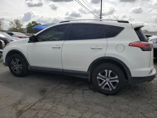 JTMBFREV9JD256759 2018 TOYOTA RAV 4 - Image 2
