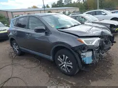 JTMBFREV9JJ205215 2018 TOYOTA RAV 4