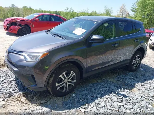 JTMBFREV9JJ217817 2018 TOYOTA RAV 4 - Image 2