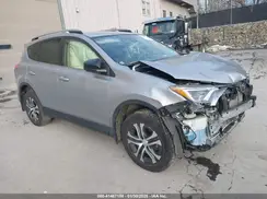 JTMBFREV9JJ224234 2018 TOYOTA RAV 4