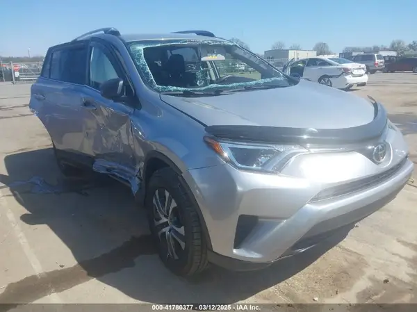 JTMBFREV9JJ254995 2018 TOYOTA RAV 4 - Image 1