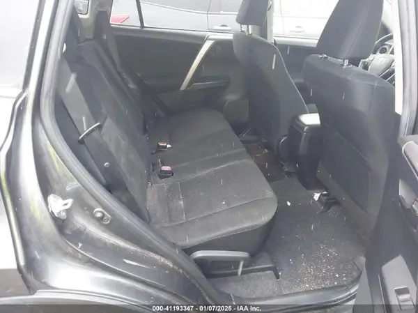 JTMBFREV9JJ261462 2018 TOYOTA RAV 4 - Image 8