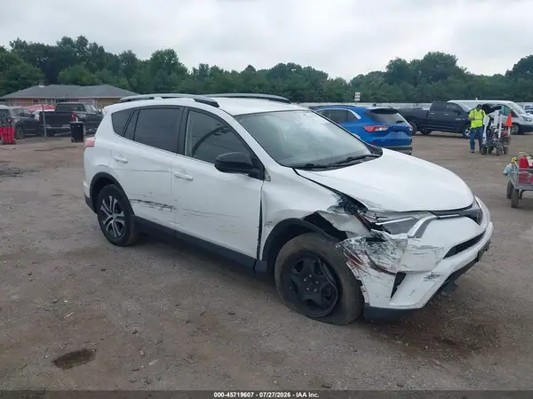 JTMBFREV9JJ722501 2018 TOYOTA RAV 4 - Image 1