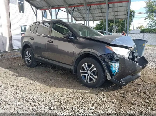 JTMBFREV9JJ729979 2018 TOYOTA RAV 4 - Image 1