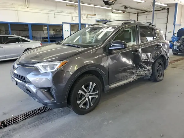 JTMBFREV9JJ743672 2018 TOYOTA RAV 4 - Image 1