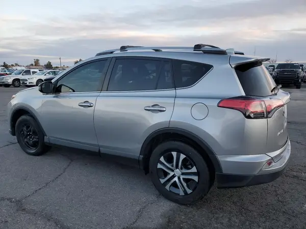JTMBFREVXJD245205 2018 TOYOTA RAV 4 - Image 2