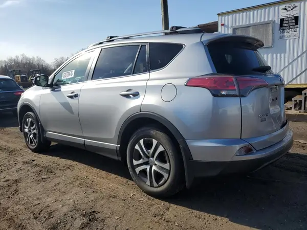 JTMBFREVXJJ220838 2018 TOYOTA RAV 4 - Image 2