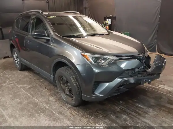 JTMBFREVXJJ732745 2018 TOYOTA RAV 4 - Image 1