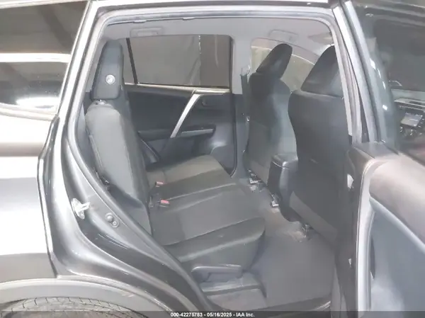 JTMBFREVXJJ732745 2018 TOYOTA RAV 4 - Image 8