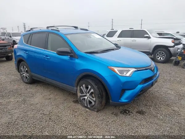 JTMBFREVXJJ739954 2018 TOYOTA RAV 4 - Image 1