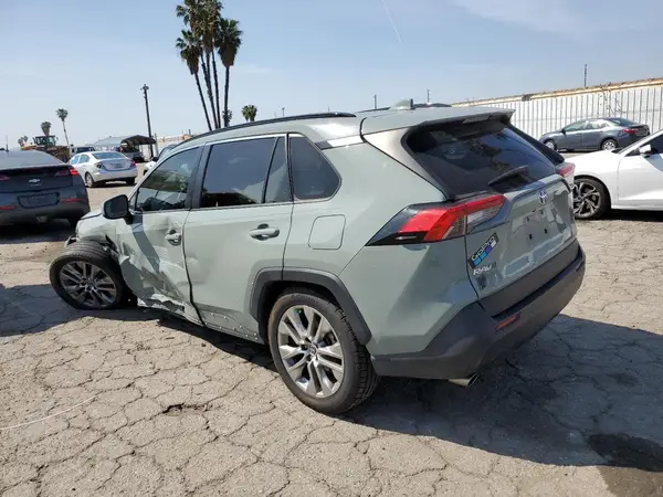 JTMC1RFV0MD076561 2021 TOYOTA RAV 4 - Image 2