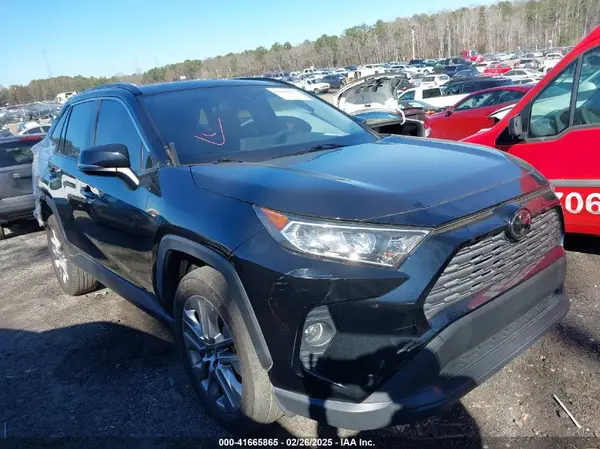 JTMC1RFV1KD036910 2019 TOYOTA RAV 4 - Image 1