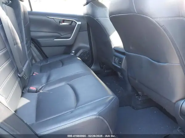 JTMC1RFV1KD036910 2019 TOYOTA RAV 4 - Image 8