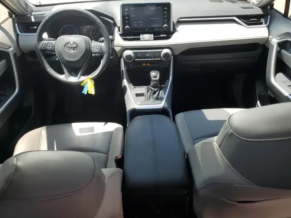 JTMC1RFV1KJ008476 2019 TOYOTA RAV 4 - Image 8