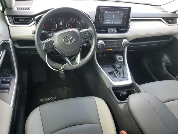 JTMC1RFV2KD041825 2019 TOYOTA RAV 4 - Image 8
