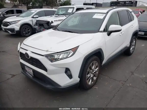 JTMC1RFV2LD059887 2020 TOYOTA RAV 4 - Image 2