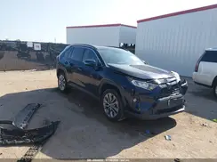JTMC1RFV3KD004332 2019 TOYOTA RAV 4
