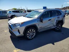 JTMC1RFV3KD040781 2019 TOYOTA RAV 4
