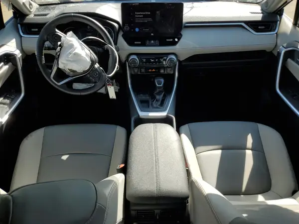 2023 TOYOTA RAV 4 auction photo 8