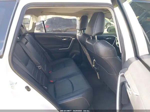 JTMC1RFV6KD509099 2019 TOYOTA RAV 4 - Image 8